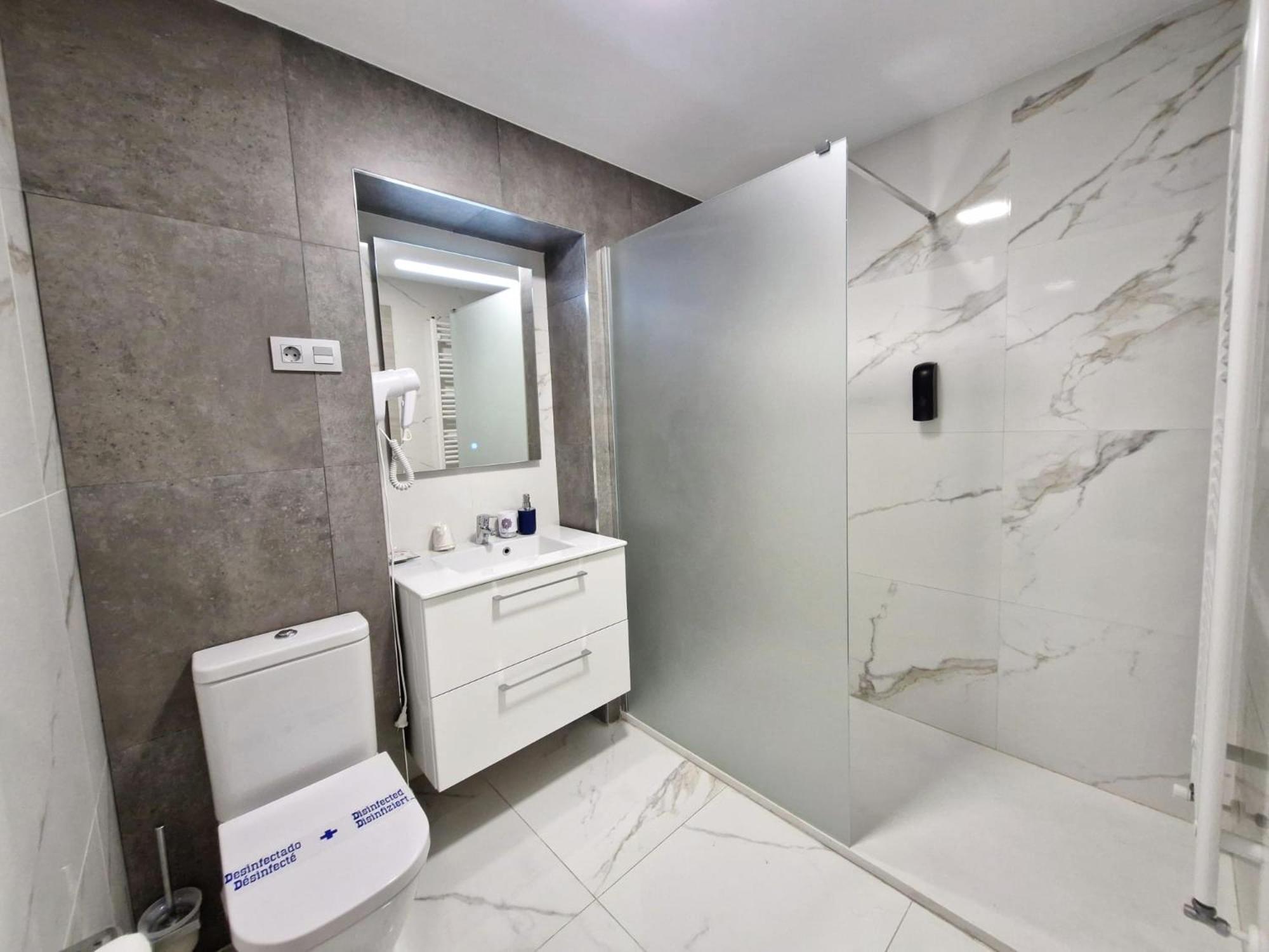 Feeling Home - Suites&Rooms León Exterior foto