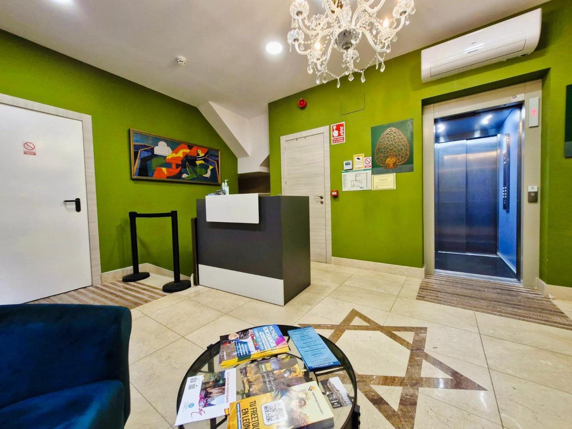 Feeling Home - Suites&Rooms León Exterior foto