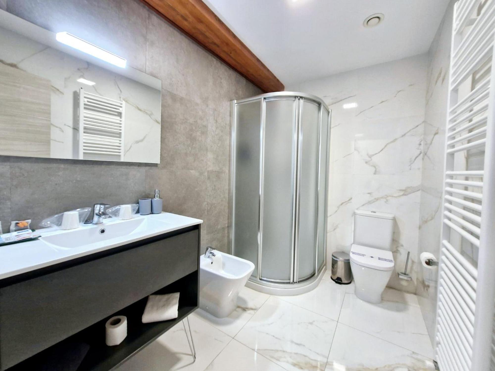 Feeling Home - Suites&Rooms León Exterior foto